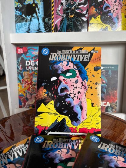BATMAN: UNA MUERTE EN LA FAMILIA: ¡ROBIN VIVE! - OvniPress - Imagen 2