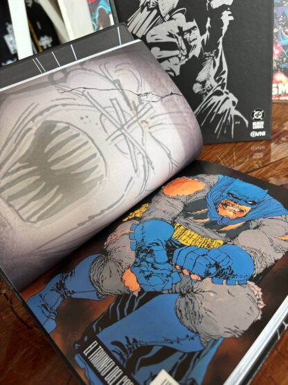 BATMAN EL REGRESO DEL CABALLERO OSCURO - Edición Deluxe - OvniPress - Imagen 3