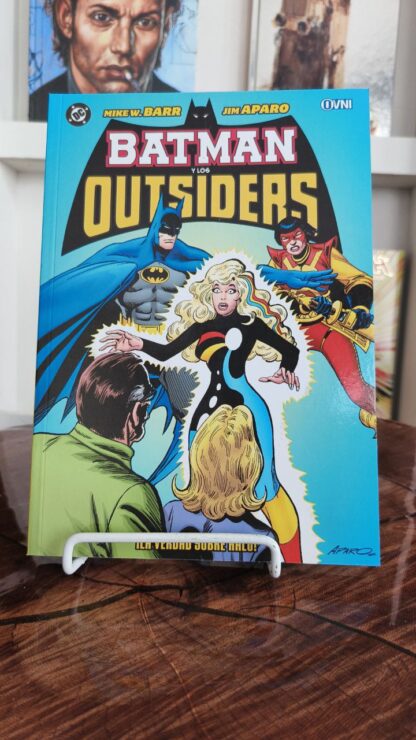 DC - BATMAN Y LOS OUTSIDERS Vol. 3 - OvniPress - Imagen 2