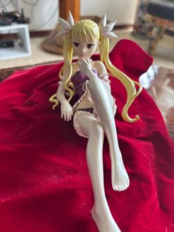 Figura Mina Tepes de Dance in the Vampire Bund